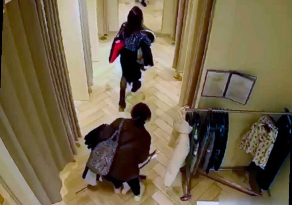 В Сочи задержаны две женщины за кражу в магазине