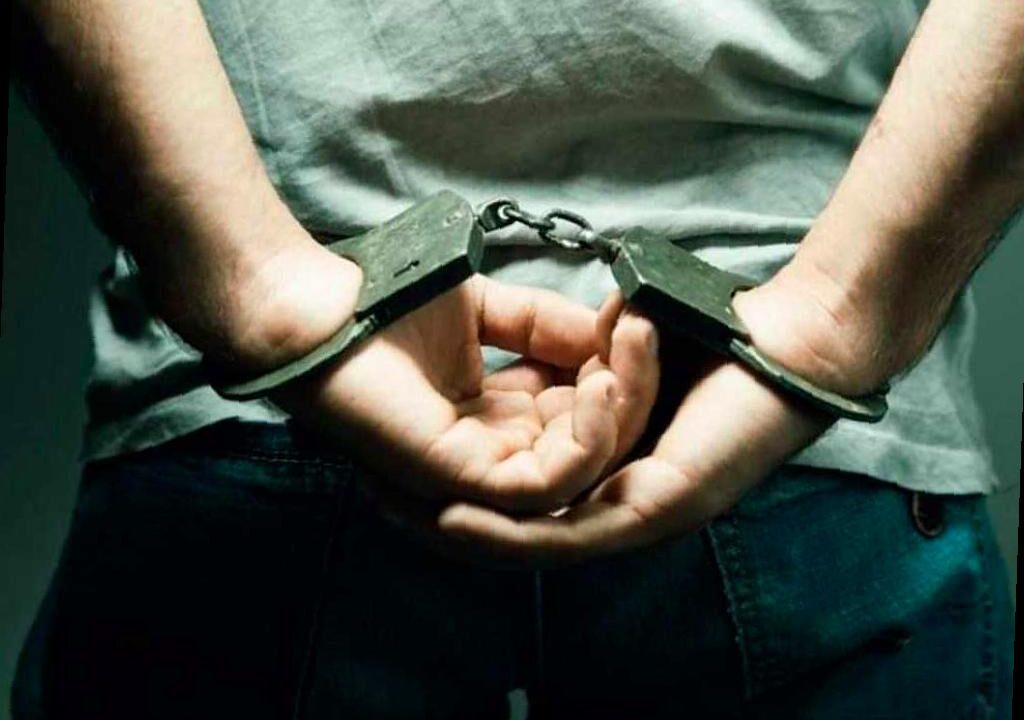 В Сочи мужчина обчистил автобус