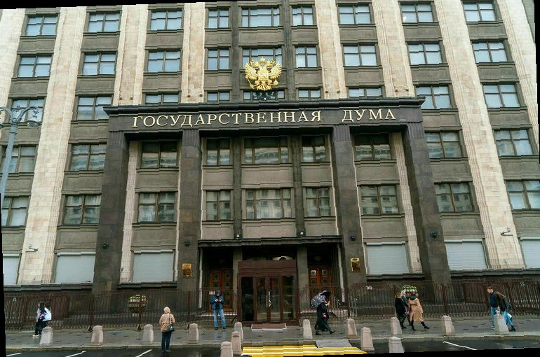 Госдума поддержала право женщин самостоятельно решать вопрос об аборте